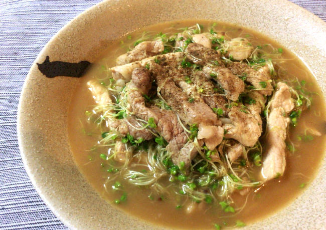 超栄養素。チンジャオロース風バター山椒スプラウト(糖質4.8g)