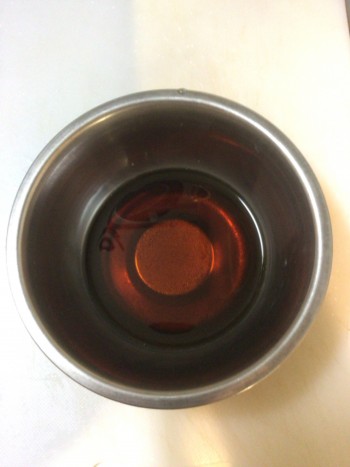 小ネギ好きなら!黒胡椒ニンニクポン酢の鶏もも肉(糖質8.6g)