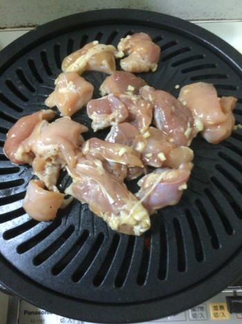 鶏もも大蒜黒ゴマ油の漬け込み焼肉（糖質4.7g）
