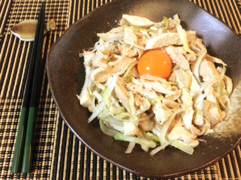 鶏ガラ塩麹のネギ鶏チャーシュー丼風（糖質4.0g）