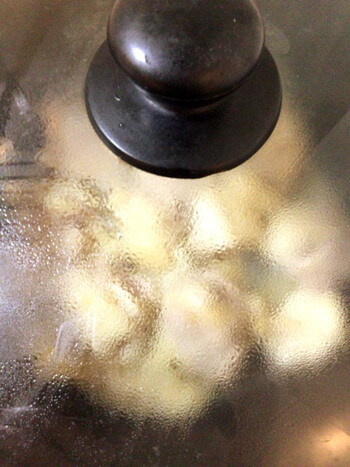 アボカドおろしのコンソメ醤油チキン（糖質3.4g）