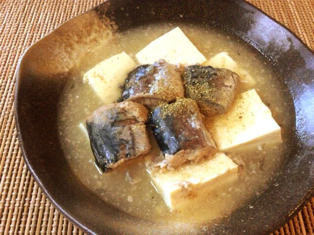 サバ缶豆腐の生姜あんかけ塩麹煮込み(糖質6.8g)