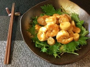 旨さ昇格。ホタテ風エリンギ海老のバター山椒バルサミコ(糖質6.4g)