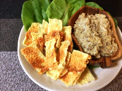 無限系パリサク。濃厚オイスター茸パテと食感揚げチー煎餅(糖質4.0g)