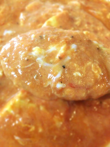音速コンソメだしカレーのトマトチーズ豆腐