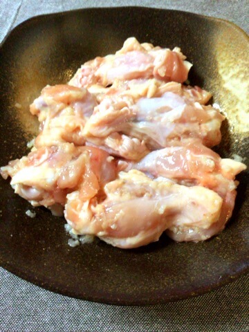 手羽元白髪葱の濃厚オイスターバター蒸し