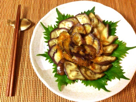 茄子お刺身の絶品オリーブ生姜醤油かけ