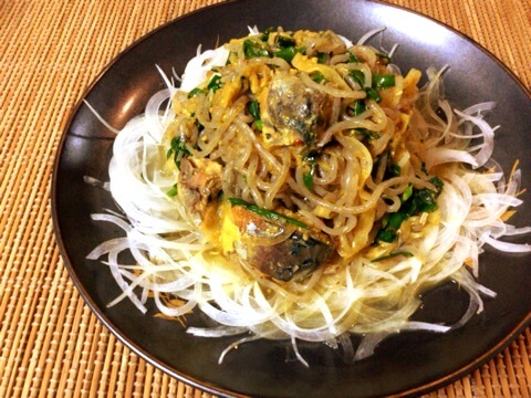 カレーサバ缶の濃甘糸こんチャプチェ
