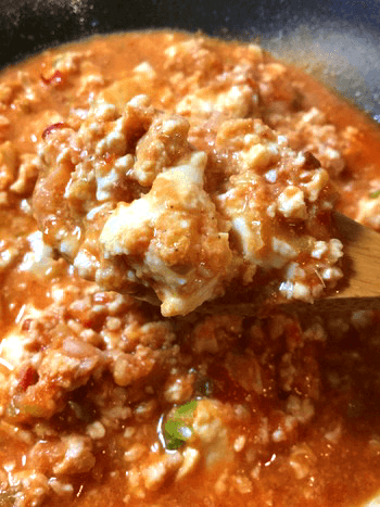 トマト豆腐の濃厚担々麺風卵チキンスープ