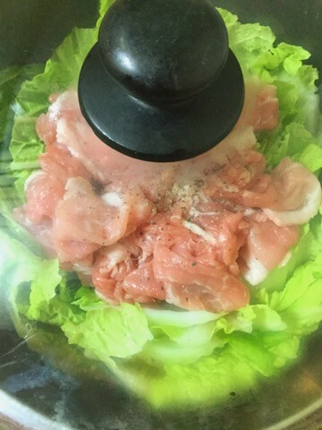 鶏ガラえのきネギ塩の絶品トロトロ鍋