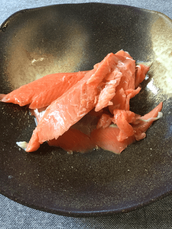 ふわり鮭キノコ団子の出汁柚子胡椒鍋