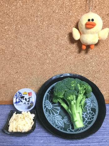 鯖缶ブロッコリーのマヨポンガーリックチーズ焼き