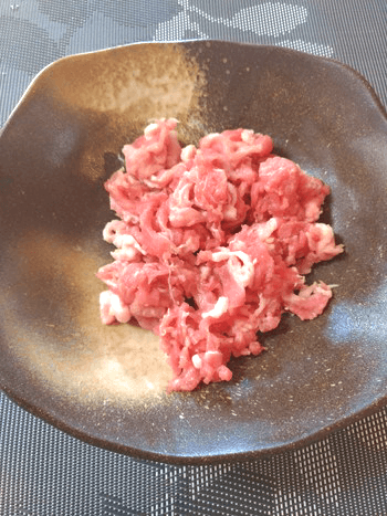 カリカリ豚こまオーロラカレークミン水菜サラダ