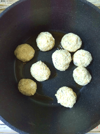 白だし胡麻ペッパーの明石風激フワ海老ナゲット