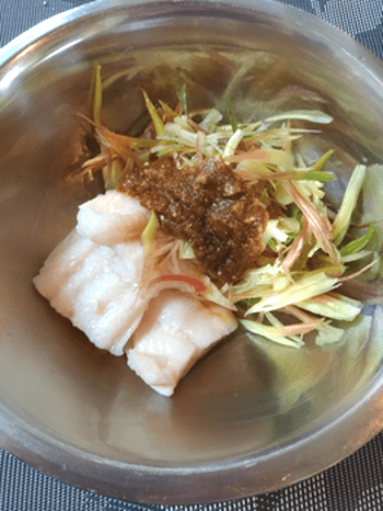 茗荷白身のフワシャキとろろ昆布柚子胡椒