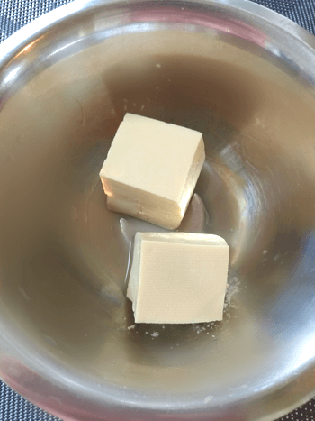から揚げ鶏と絶品豆腐味噌マスタードタルタル