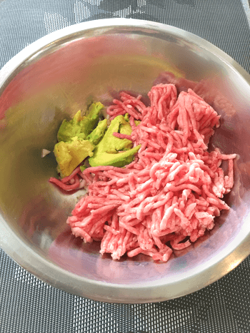 旨味全開のお酢柚子胡椒ポーク小籠包