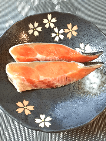 鮭マヨ大葉の山盛り香味だし厚揚げ