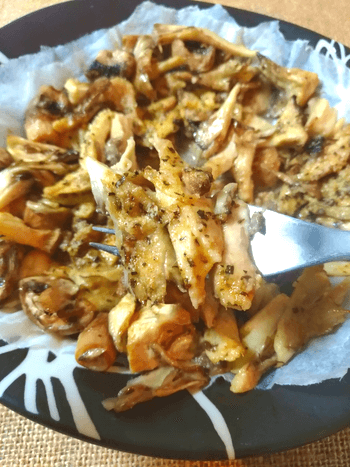 バジルクミン粉チーズ茸祭り