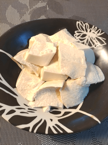 国際カニカマDAY。白だしケチャップの濃厚餡かけ蟹豆腐(糖質7.8g)