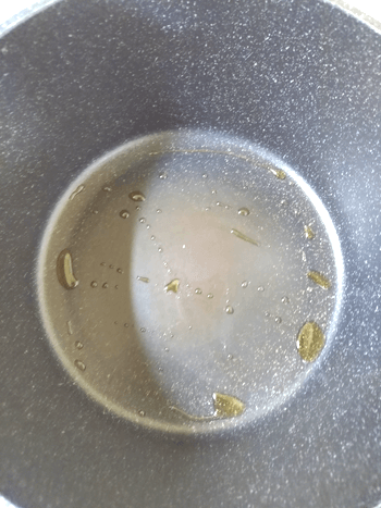 とろり葱大蒜の絶品きくらげマヨカニ玉（糖質3.6g）