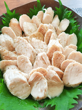最高にしっとり。山椒塩麹の絶品90分ささみ鶏ハム(糖質3.1g)