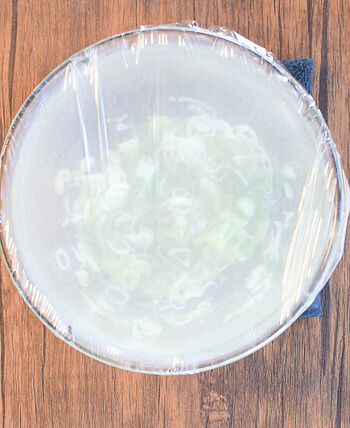 大盛り鶏ネギ塩のふんわり低温旨味レバー