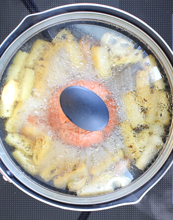 旨味大渋滞。出汁2倍丸ごとカレーグラタンオニオンスープ(糖質9.8g)